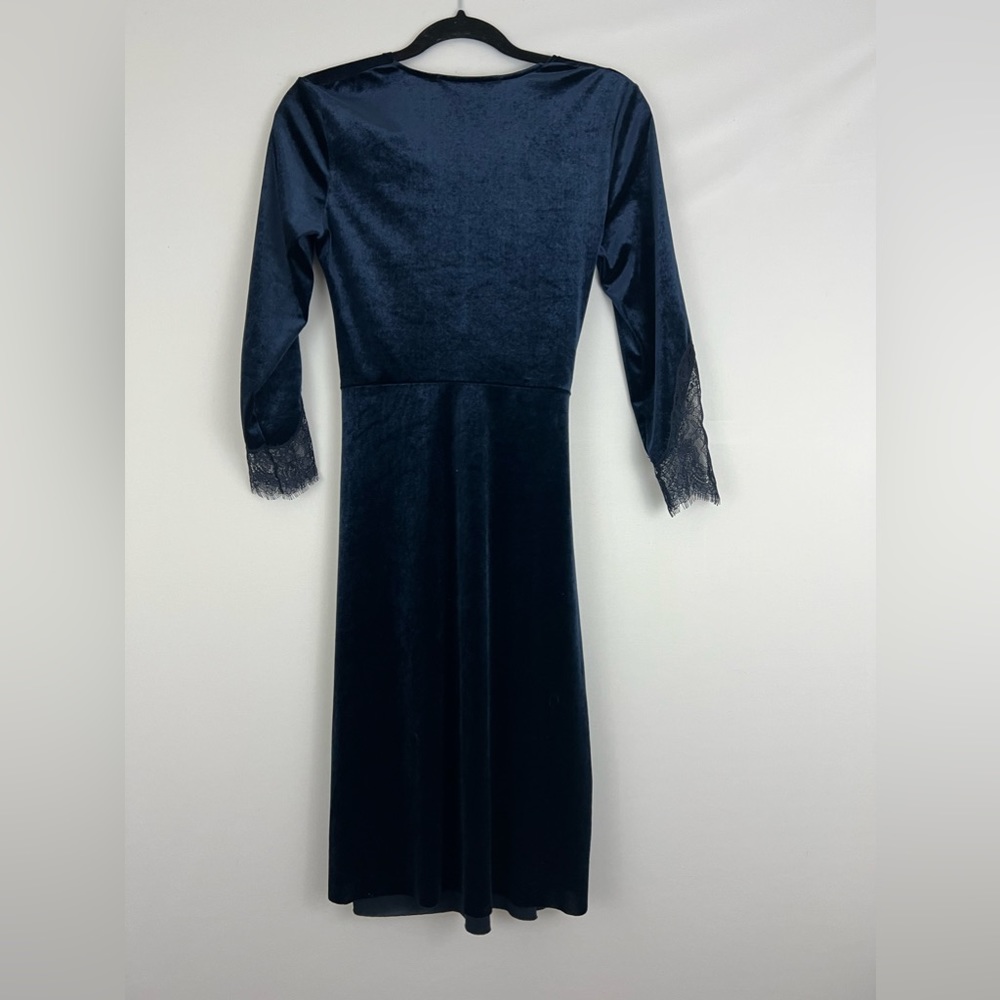 navy blue zara dress Zara Open Back Dress Blue Navy Crepe High Neck Long Sleeves Midi Colum –  The Thriftanista Closet main image 0